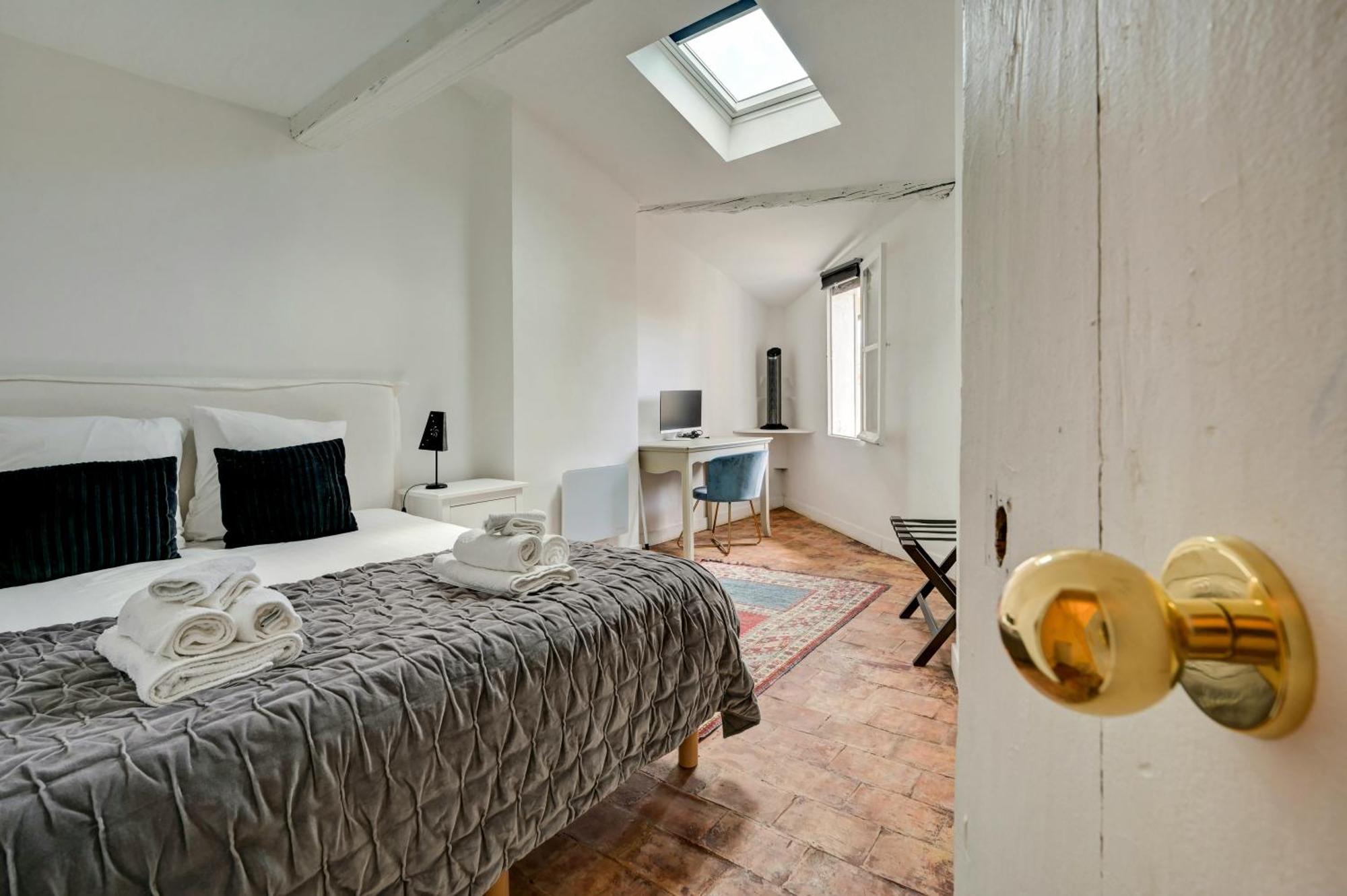Les Suites De Montigny เอ็ก-ซอง-โพรวองซ์ ห้อง รูปภาพ